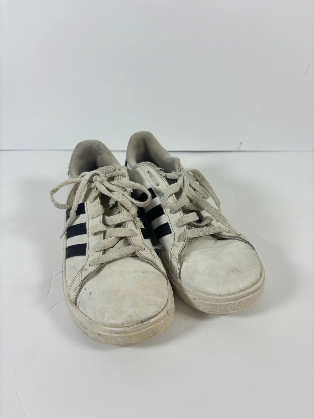 adidas unisex White and Black Stripe Low-Top Sneakers